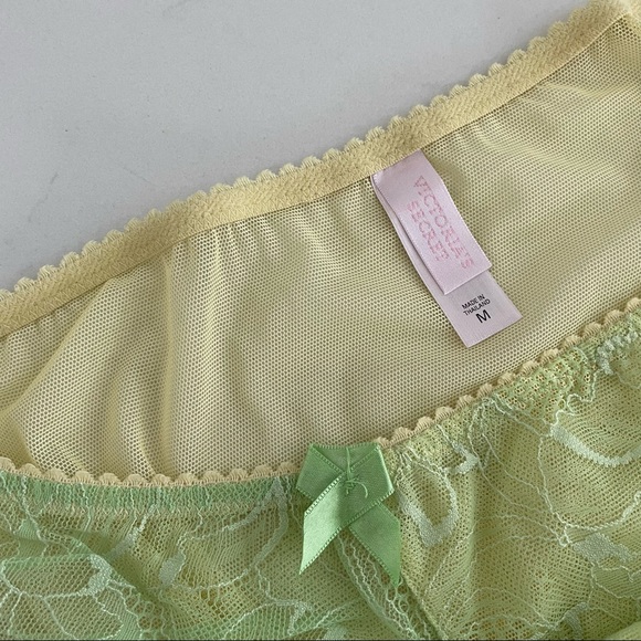 Victoria's Secret Lightly Lined Balconet Bra & Panty Set, 34D - Picture 6 of 7